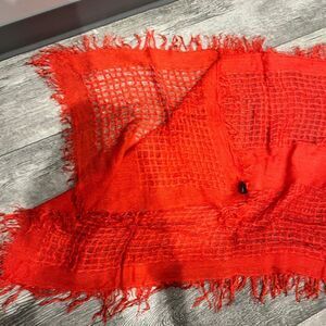 One Size 100% Acrylic Red Light Scarf